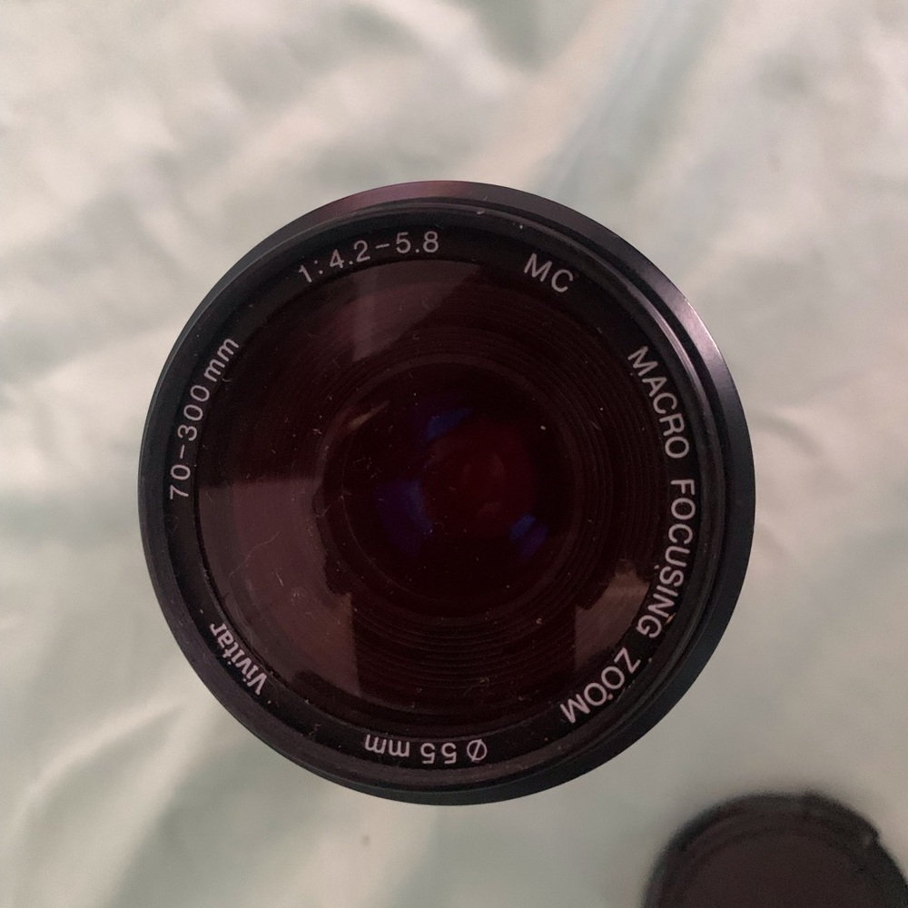 VIVITAR  70-300MM LENS